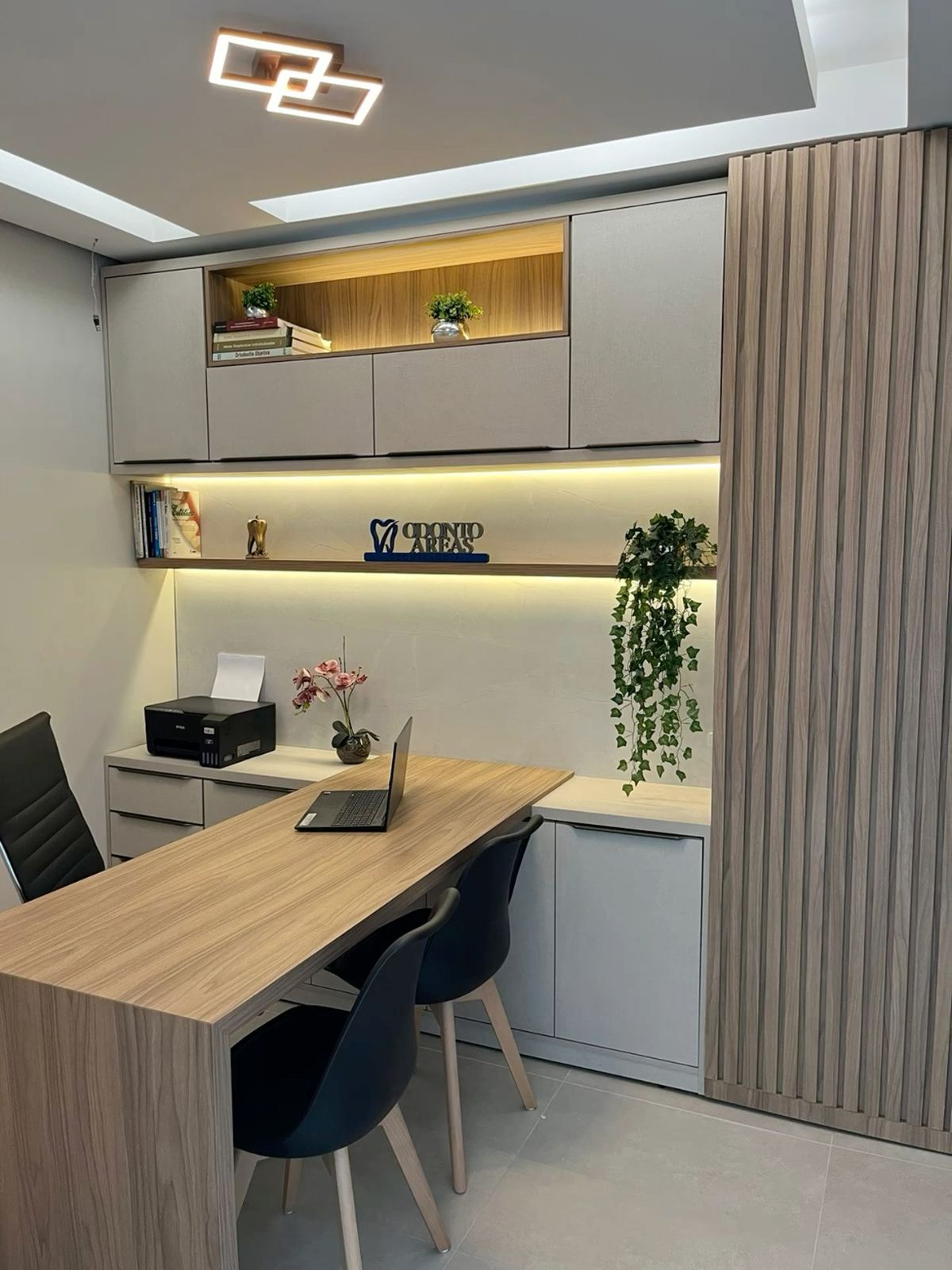 Luxury Executive Suite featuring Integrated Cove Lighting & Executive Chandelier #80